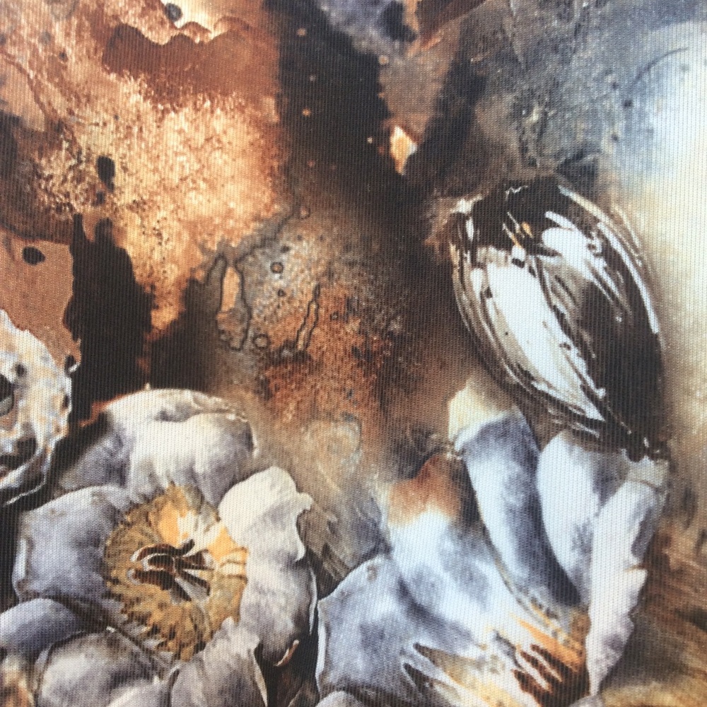 Top - Picture 3 of 3